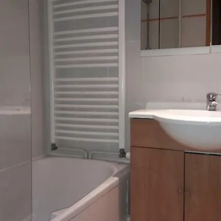 130m2 ,5 Chambres, Trés Bien Situé *