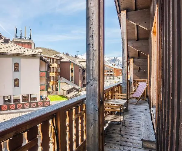 130m2 ,5 Chambres, Tres Bien Situe *